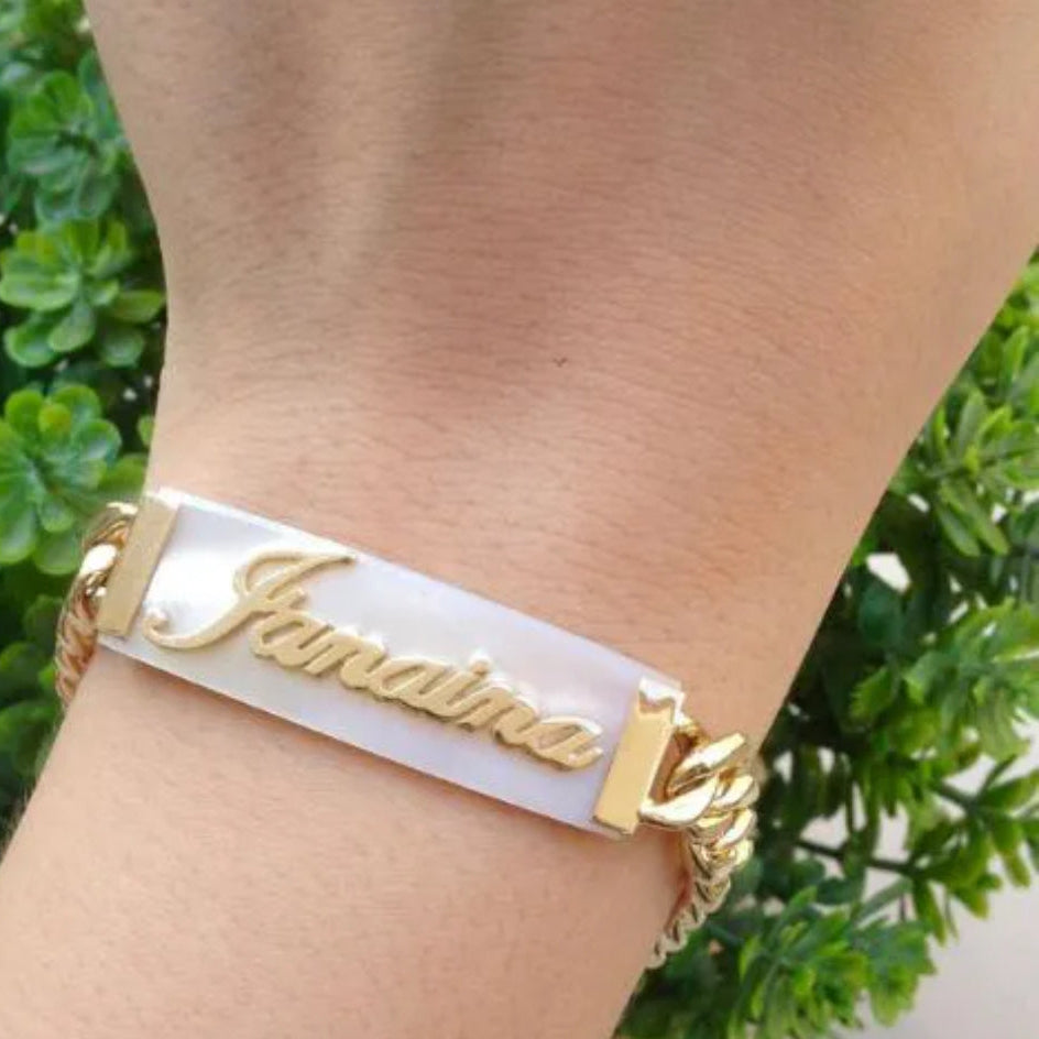 Pulseira Chapa Madrepérola Nome personalizada