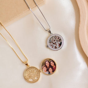Colar Relicário Redondo Árvore da Vida personalizado com  foto