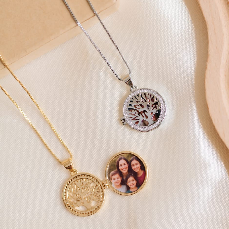 Colar Relicário Redondo Árvore da Vida personalizado com  foto