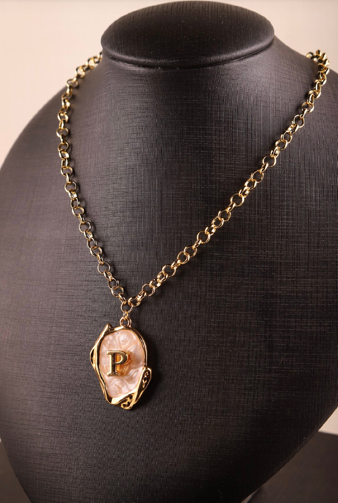 Colar Pingente Letra Personalizado