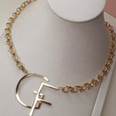 Colar Monograma com duas letras luxo personalizado.