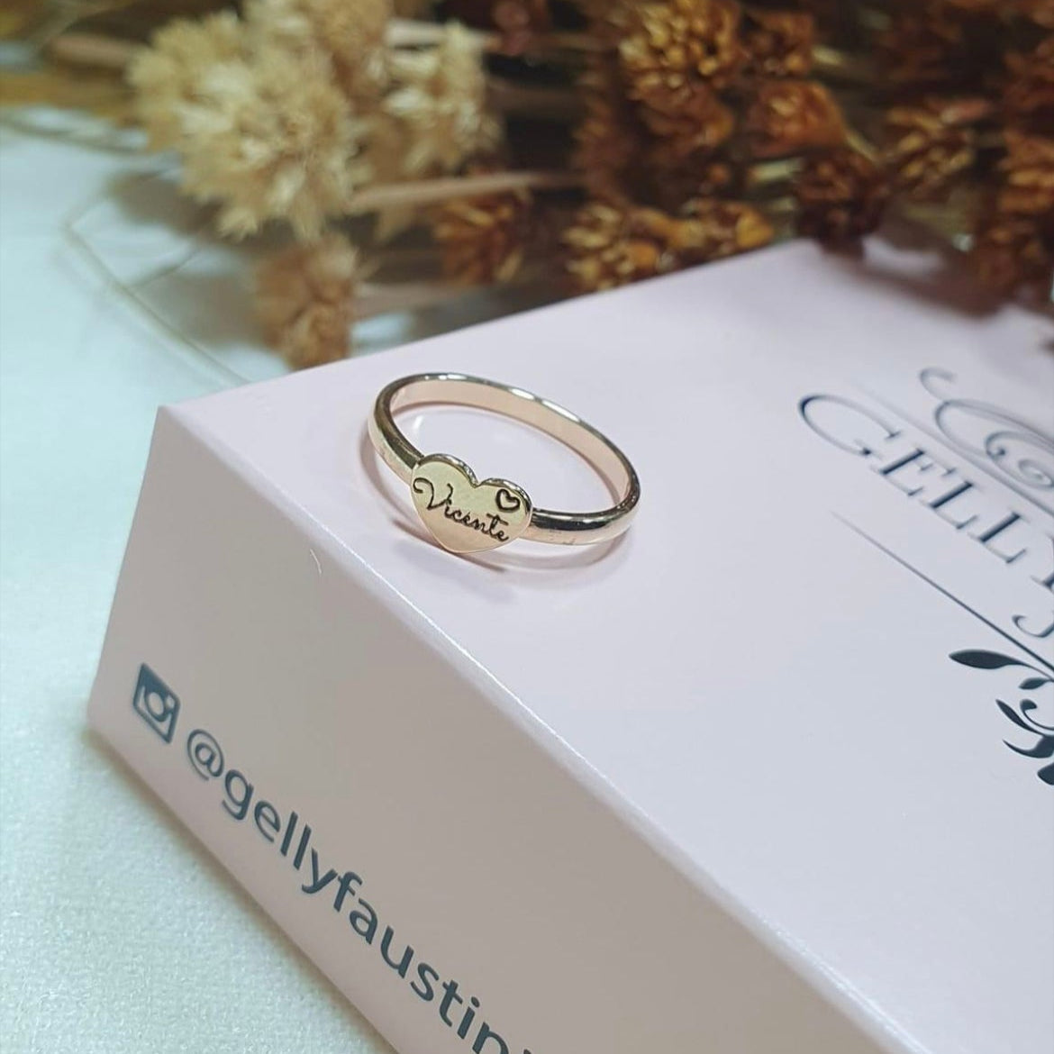 Anel Coração com Nome e Ponto de Luz personalizado